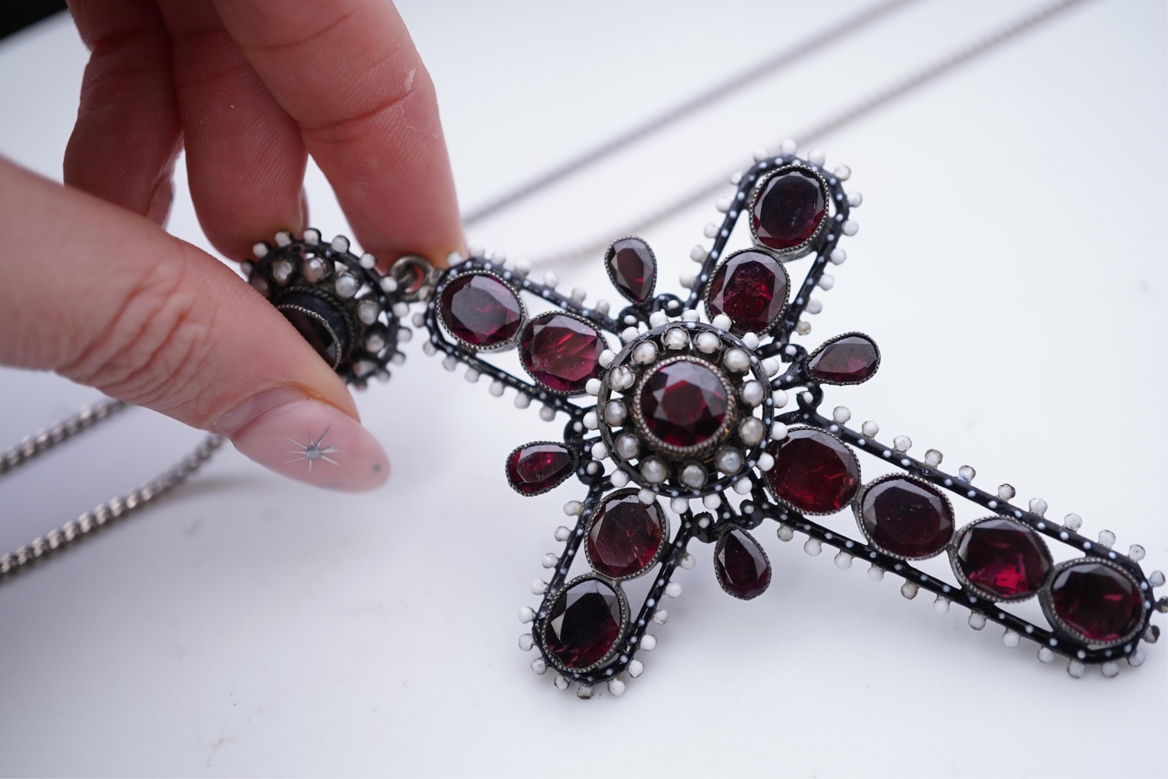 A Renaissance Revival enamel and garnet pendant, late 19th century